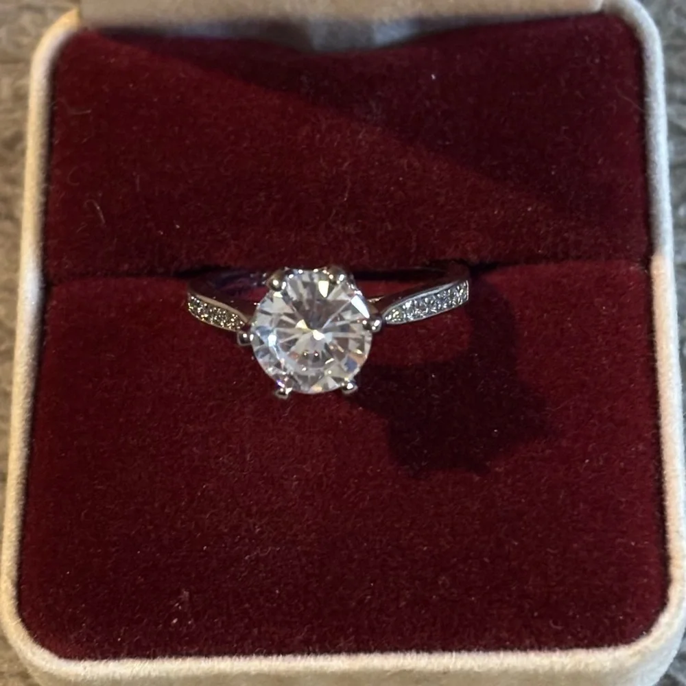 Sterling Silver Engagement Style Ring Size 6